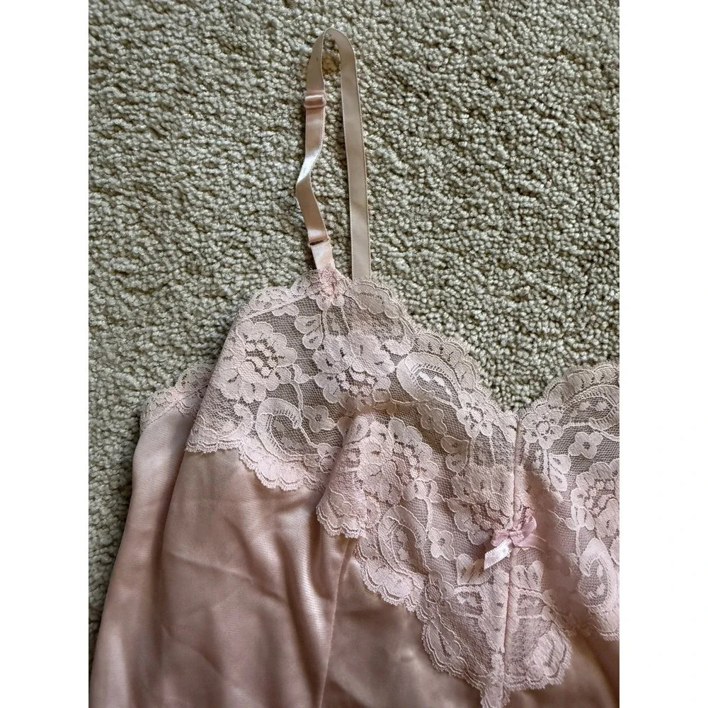 Gotham New York Pink Lace Camisole Size Medium READ‎